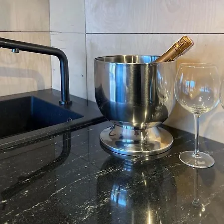 Tatil Evi Domy W Ogrodzie - Riverfront Cabins Poznan