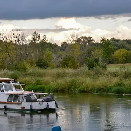 Domy W Ogrodzie - Riverfront Cabins Tatil Evi