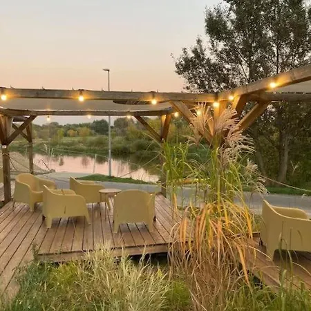 Tatil Evi Domy W Ogrodzie - Riverfront Cabins *