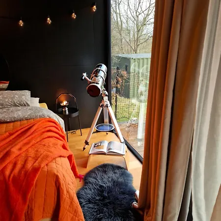 Riverfront In The Garden Βίλα *