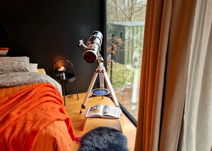 W Ogrodzie - Riverfront Ferienhaus *