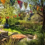 W Ogrodzie - Riverfront Nyaraló Poznań