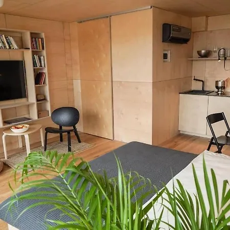 Domy W Ogrodzie - Riverfront Cabins *