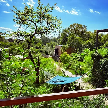 W Ogrodzie - Riverfront Ferienhaus *