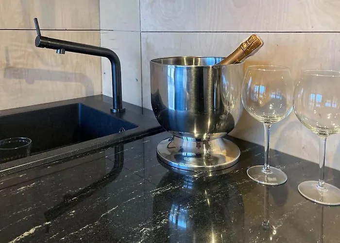 بيت للعطل W Ogrodzie - Riverfront بوزنان