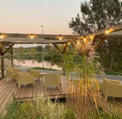 بيت للعطل W Ogrodzie - Riverfront *