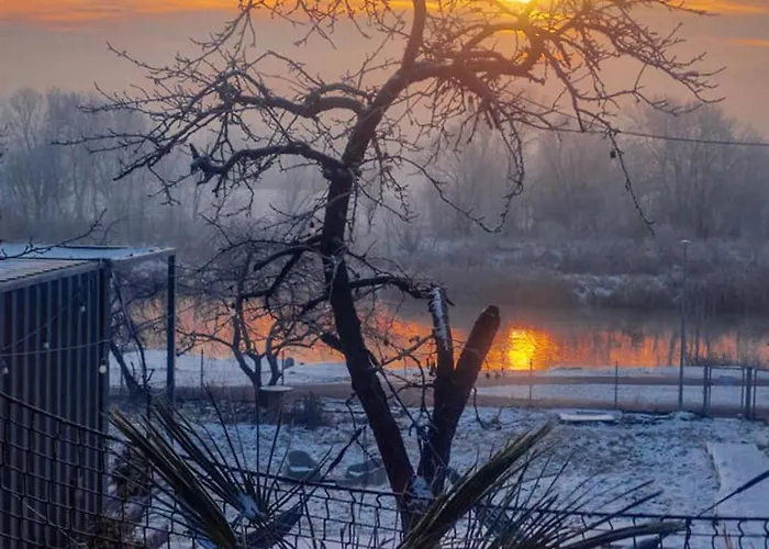 Сasa de vacaciones W Ogrodzie - Riverfront