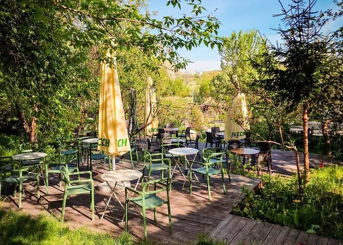 W Ogrodzie - Riverfront *